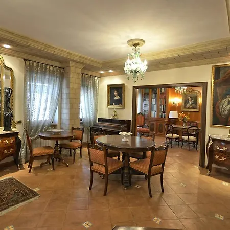 Bright Apartment *